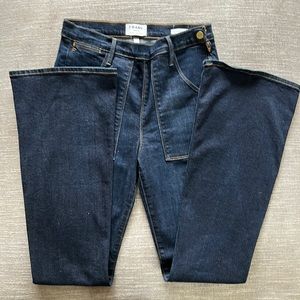 Frame, Le Flare de Francoise